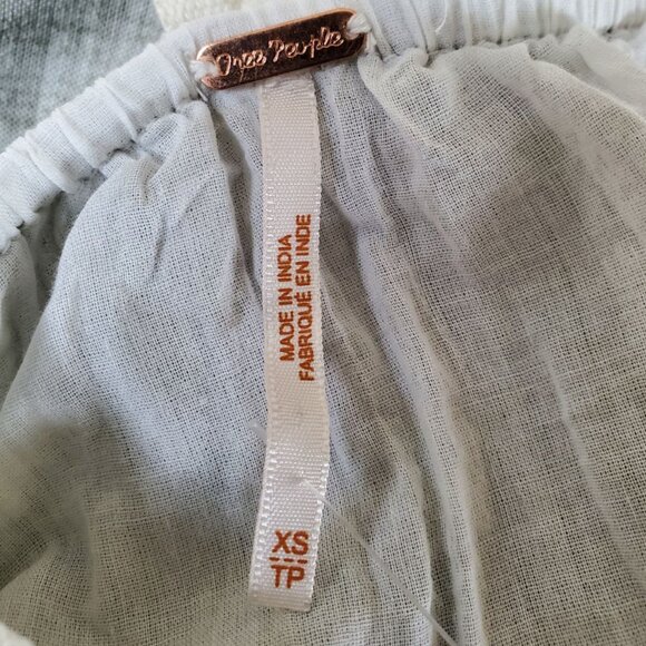Free People Ivory Open Back Wide Floppy Sundress. Size XS - Picture 8 of 12